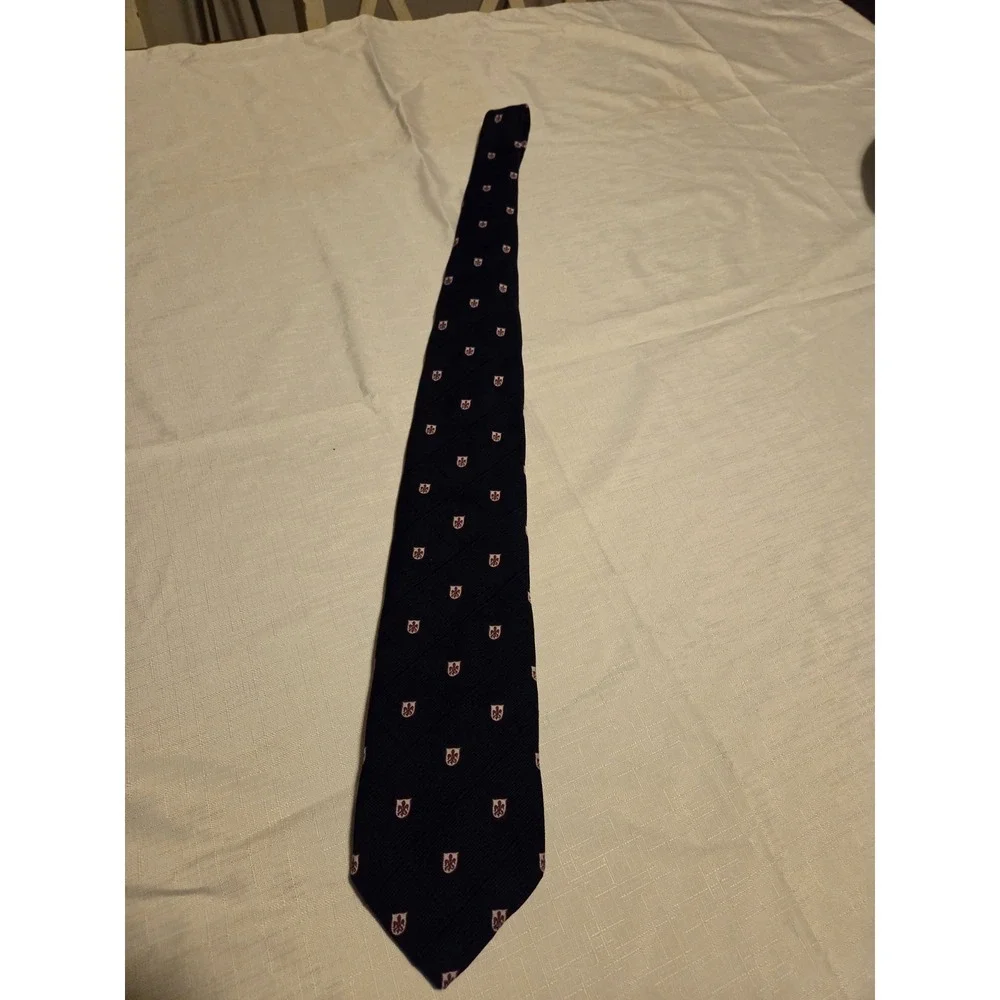 Vintage Ben Simons Crest Motif Tie, Historical Menswear Retailer
